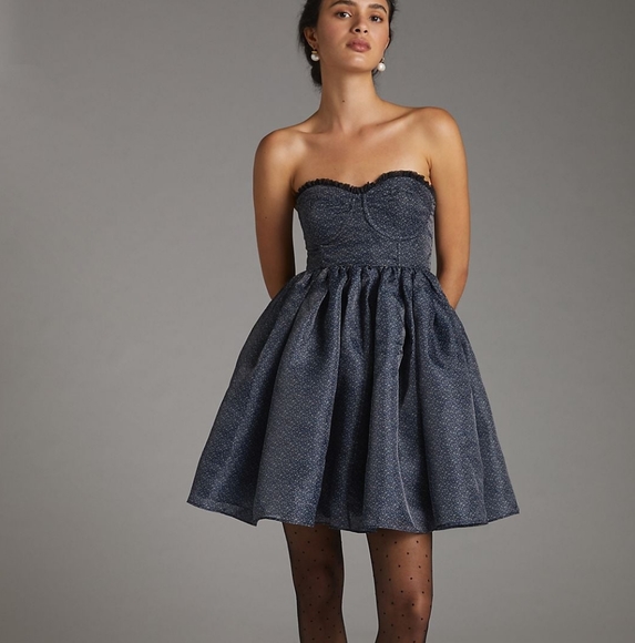 Selkie Monte marte Corset dress - Picture 1 of 4